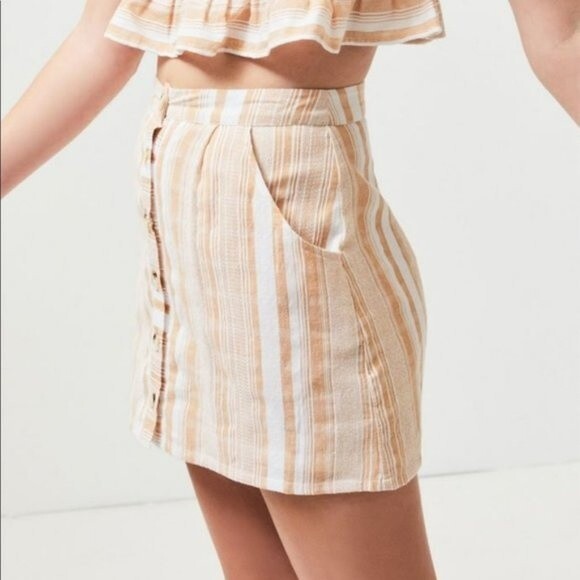 LOTTIE MOSS PACSUN Tan White Striped Button Front Mini Skirt Lined NWT X-Small - Picture 1 of 11